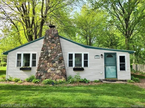 7185 Aspen Rd, Lexington, MI 48450