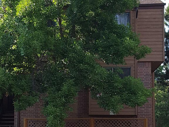 beautifully landscaped neighborhood