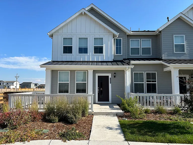 5498 Euclid Dr — Photo 1