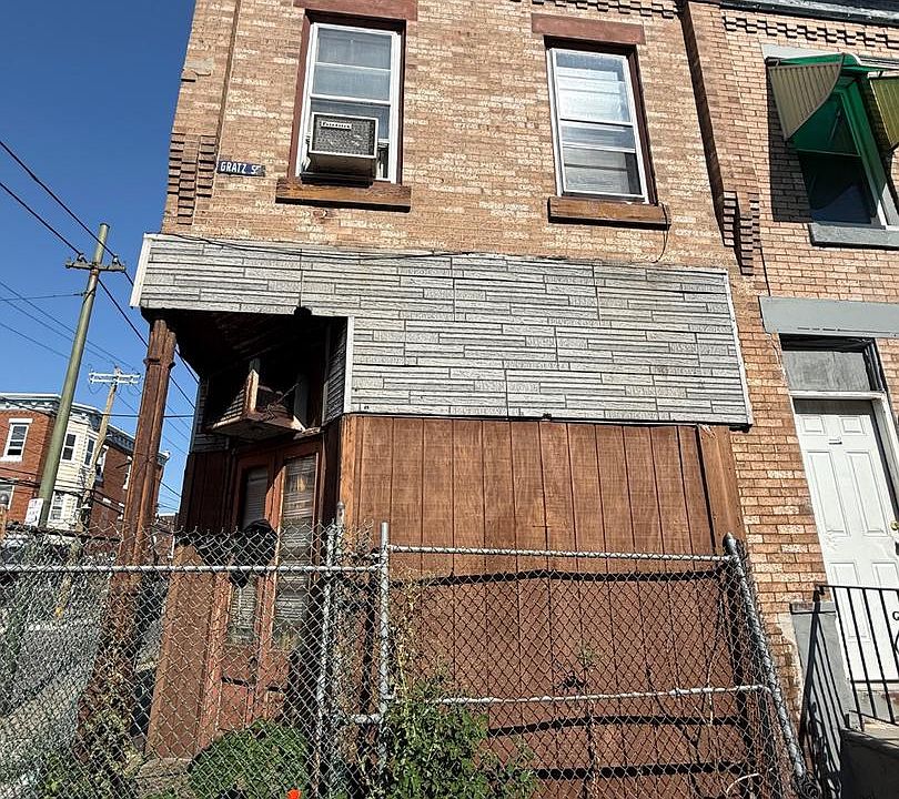 2nd image of 4469 N Gratz St