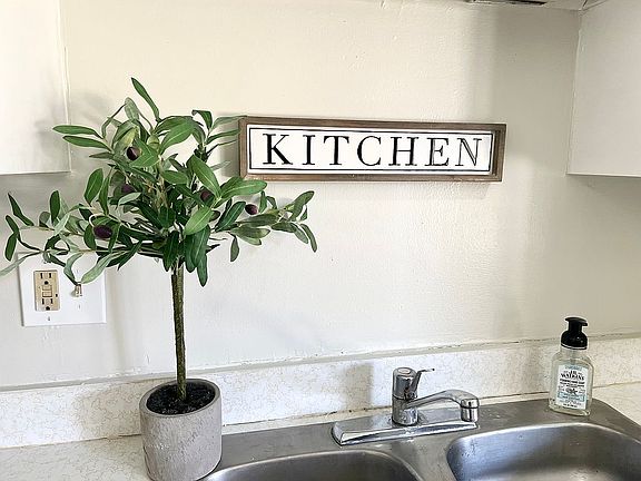 3rd image of 6800 State Park Rd #12