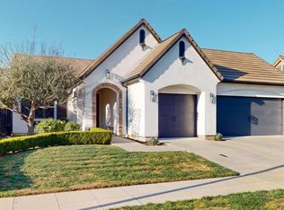 4153 Serena Ave, Clovis, CA 93619