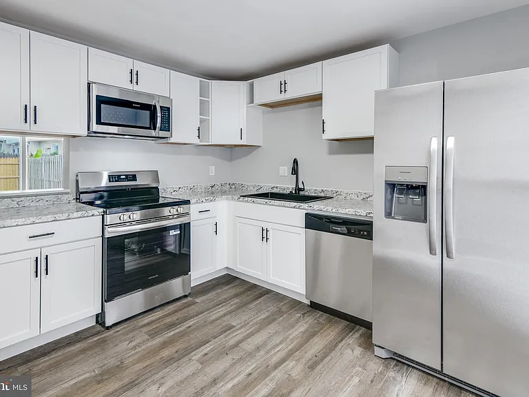 5778 Sunset View Ln — Photo 2