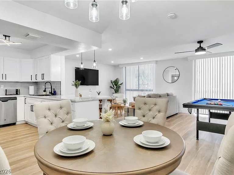 3930 University Center Dr #101 — Photo 4