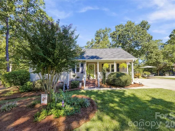 2598 Tully Ct, Lancaster, SC 29720