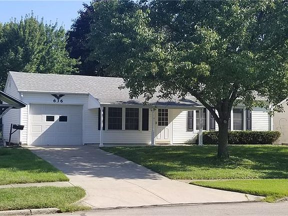 3rd image of 636 Richard Dr