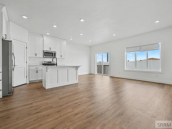 2nd image of 363 Eliza Joy Ln