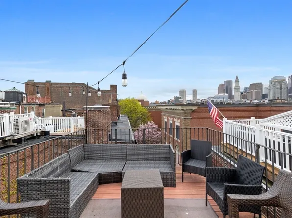 159 Salem St APT 4, Boston, MA 02113