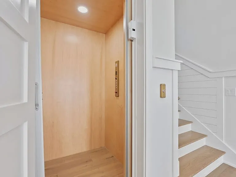 Elevator