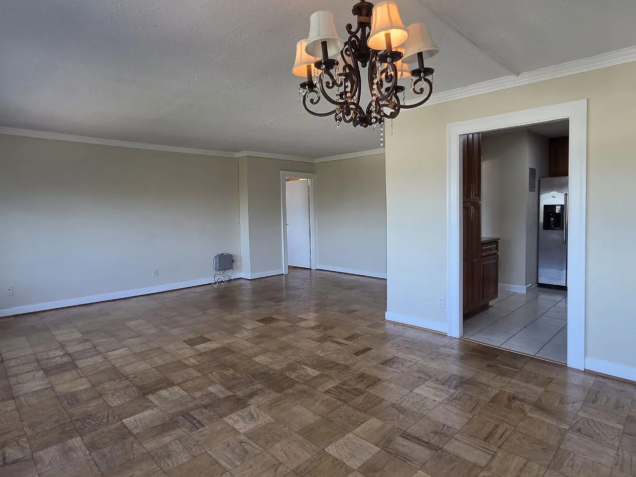 1 bed, 1.5 bath, 871 sqft, $1,900 — Photo 3