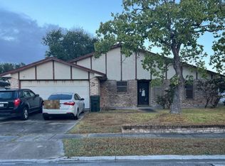 5217 Bonham St, Corpus Christi, TX 78415