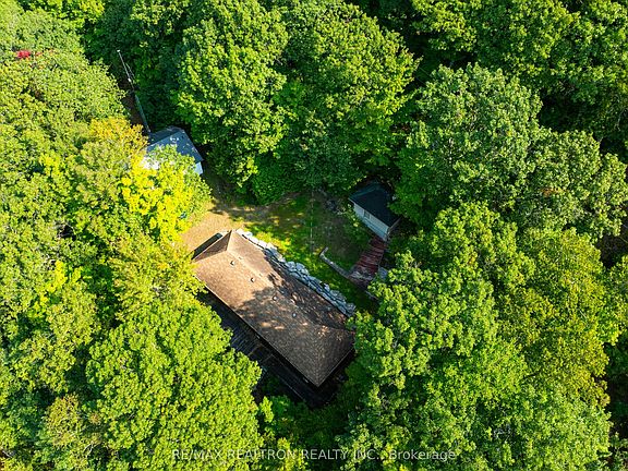2nd image of 1030 McCabe Rd