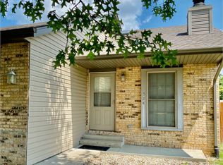 524 Pepperhill Ct #B, Glen Carbon, IL 62034