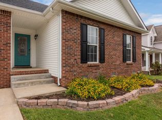 1417 Bruceton Dr, Clarksville, TN 37042