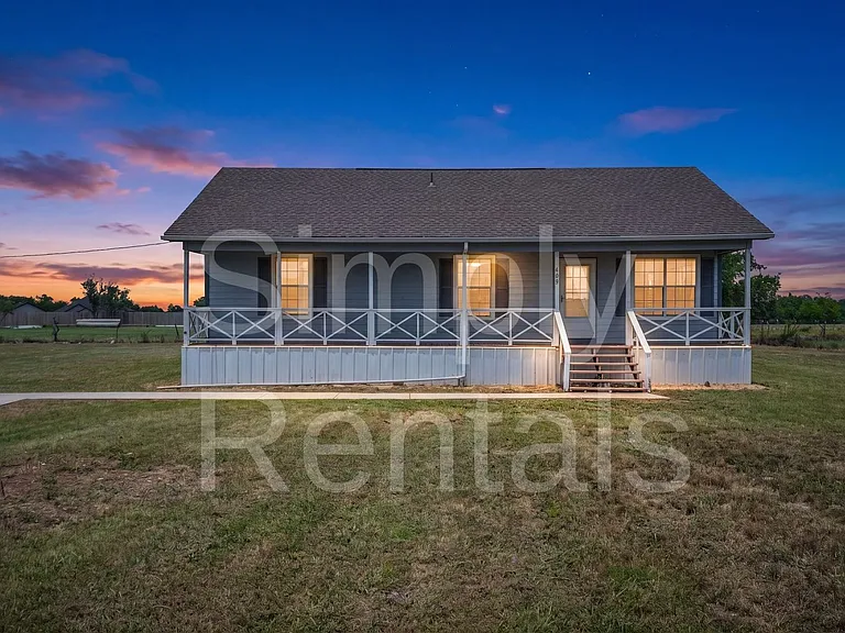 479 Mills Way — Photo 3