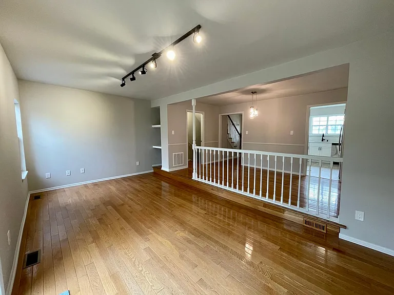 31 Chetwood Ct — Photo 12