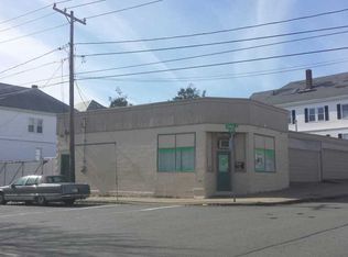 671 Summer St, New Bedford, MA 02746