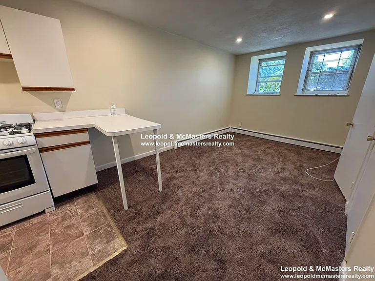 1124 Commonwealth Ave — Photo 16