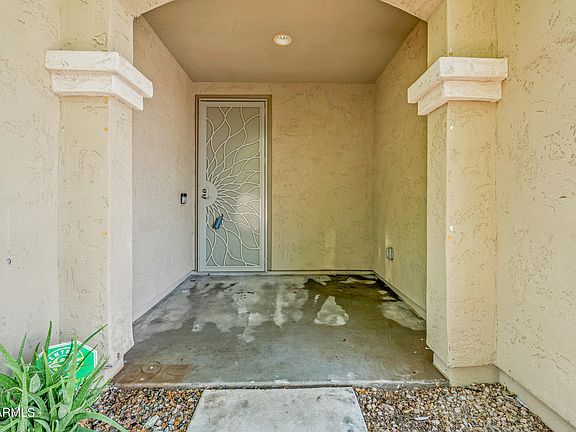 3rd image of 40893 W BEDFORD Drive