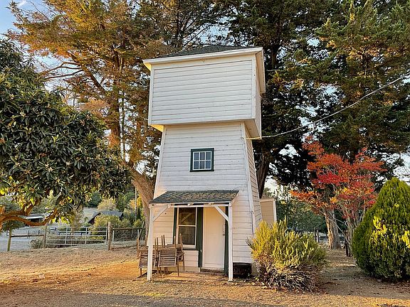 3rd image of 9055 Old Redwood Hwy