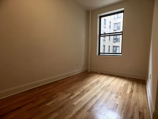 Rented by Sovereign Associates | media 19