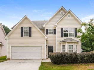 235 Shadowbrooke Cir, Loganville, GA 30052