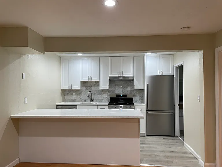 583 Alvarado St #583A — Photo 8