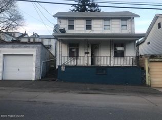 417 W Spruce St, Hazleton, PA 18201