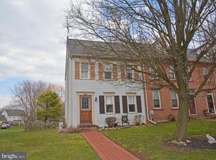 230 Black Horse Dr, Strasburg, PA 17579