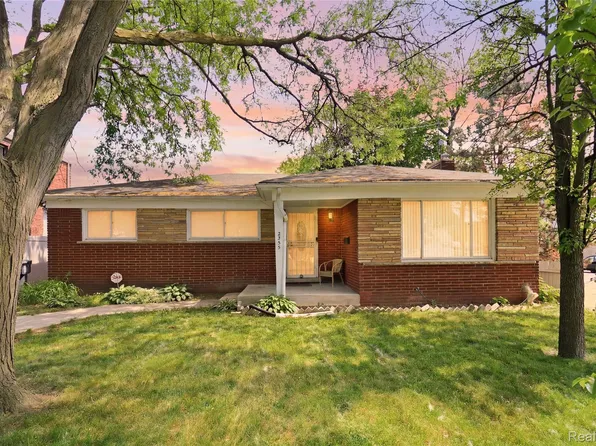 2555 W Boston Blvd, Detroit, MI 48206