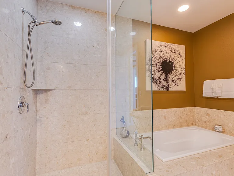 Dean Martin Dr — Photo 16