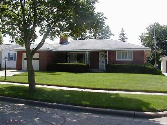 2nd image of 1216 Grant St