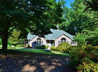 4811 Upper Berkshire Rd, Flowery Branch, GA 30542