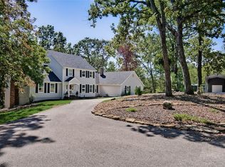 103 S John Ln, Rogers, AR 72756