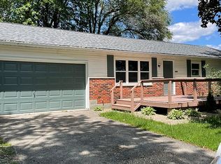 115 Wood Ln, Versailles, IN 47042