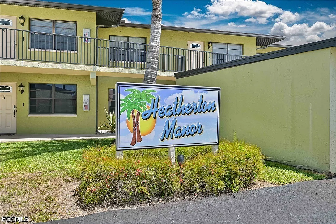 2 bed, 2.0 bath, 1200 sqft, $1,800 — Photo 4
