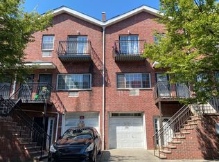 306 E 29th St, Brooklyn, NY 11226