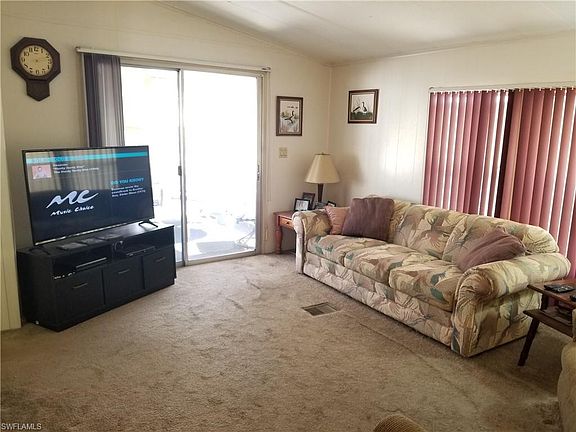 4th image of 24930 Windward Blvd
