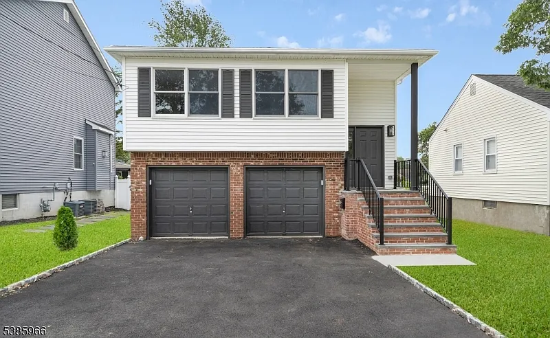 233 Atlantic Dr photo 1