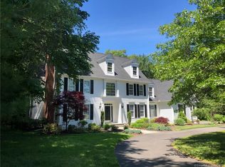 9 Turnberry Ln, Avon, CT 06001