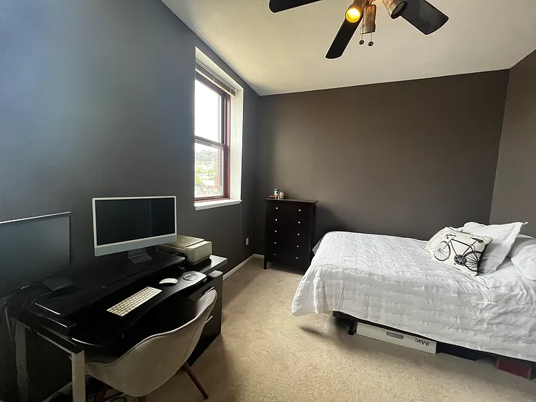 130 S 22nd St #3E — Photo 9