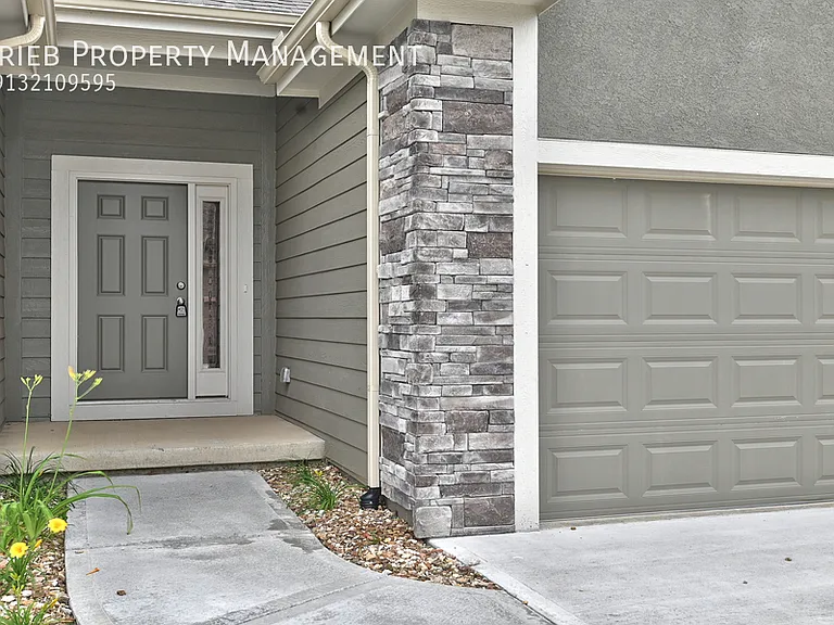 8837 Findley St #11 — Photo 2