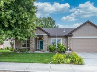 2318 Wood Springs Ave, Caldwell, ID 83605