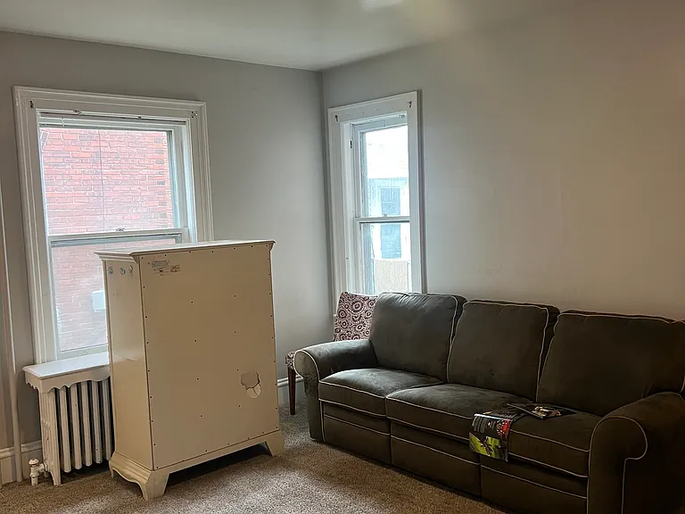 722 W Main St — Photo 7