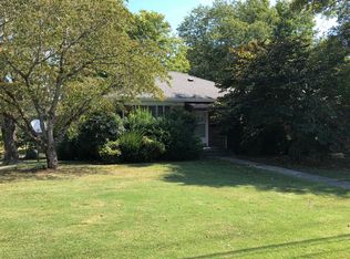 302 Windsor Dr, Sparta, TN 38583