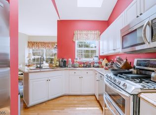 1308 Grandview Ct, Hanover Twp., NJ 07981