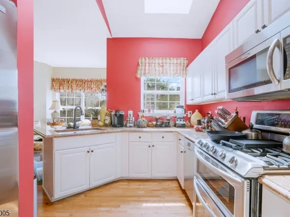 1308 Grandview Ct, Hanover Twp., NJ 07981