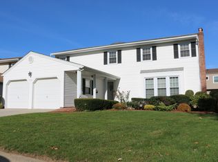 515 Coakley St, East Meadow, NY 11554