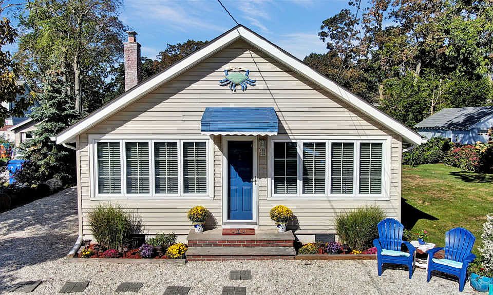 1st image of 212 Fischer Blvd