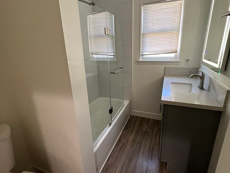 701 Park Ave — Photo 14